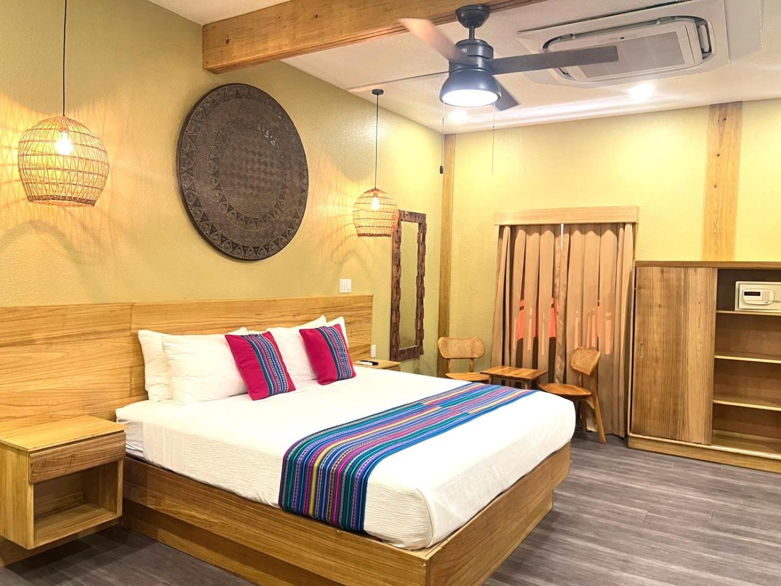 Mr. Tucan Hotel Вест-Энд Экстерьер фото